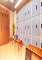 Mesu Ochi! Kyonyuu Mizugi Tsuma-tachi to no Love Ero Swimming! ~Pool de Kanshiin no Baito o Hajimetara Mizugi no Hitozuma-tachi ni Kakomarete Doutei Soushitsushita!?~ / メス堕ち！巨乳水着妻達とのラブエロスイミング！～プールで監視員のバイトを始めたら水着の人妻達に囲まれて童貞喪失した!?～ [Aikawa Arisa] [Original] Thumbnail Page 441