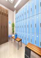 Mesu Ochi! Kyonyuu Mizugi Tsuma-tachi to no Love Ero Swimming! ~Pool de Kanshiin no Baito o Hajimetara Mizugi no Hitozuma-tachi ni Kakomarete Doutei Soushitsushita!?~ / メス堕ち！巨乳水着妻達とのラブエロスイミング！～プールで監視員のバイトを始めたら水着の人妻達に囲まれて童貞喪失した!?～ [Aikawa Arisa] [Original] Thumbnail Page 442